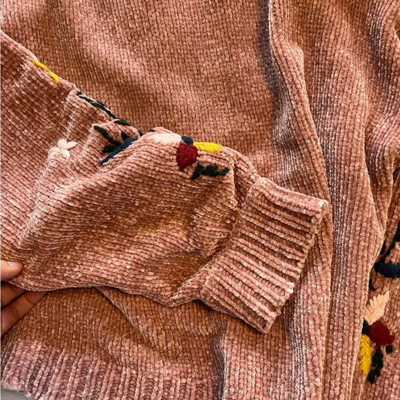 Sadie & Sage | Light pink chenille sweater cottage core twee boxy flowers - Picture 7 of 7